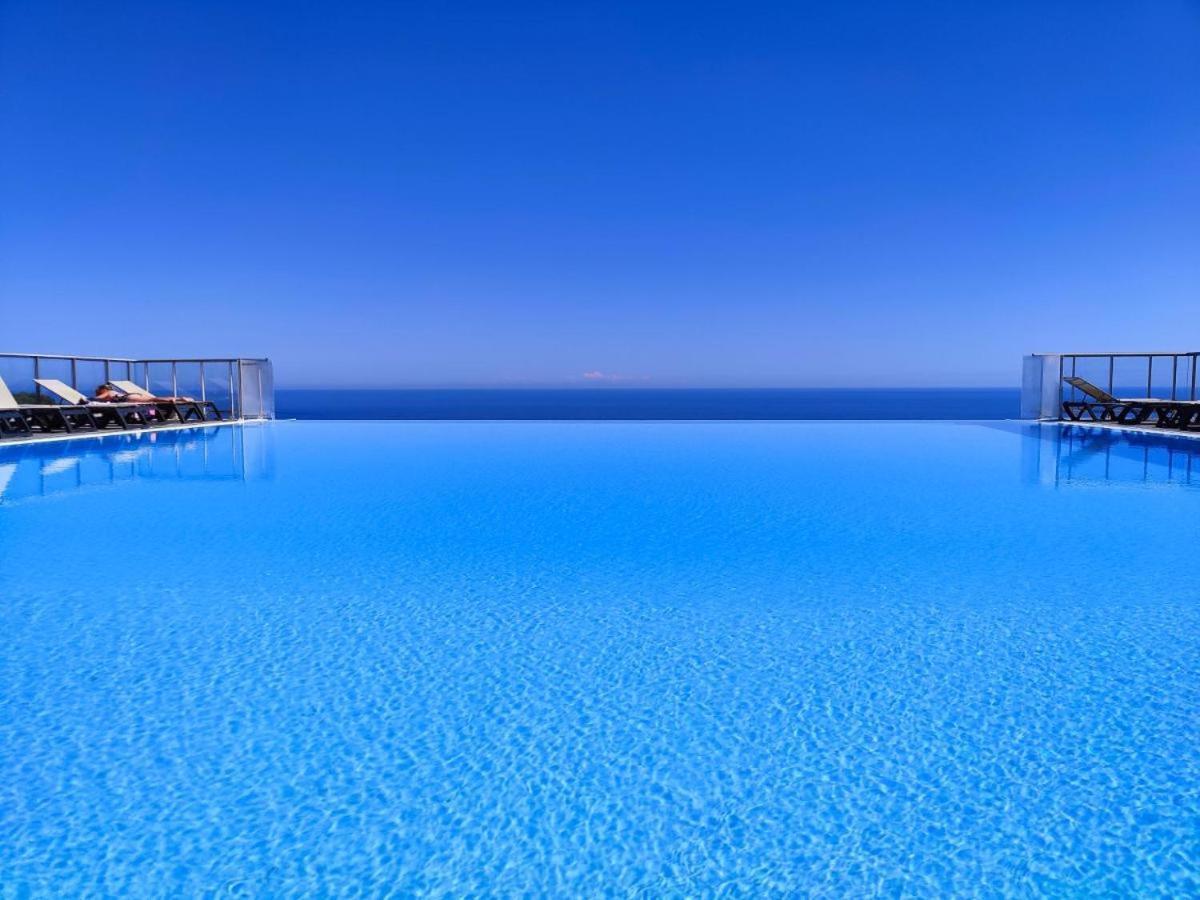 Luxueux Appartement - Vue Mer - Piscine - Free Parking - Monaco Cap-d'Ail Dış mekan fotoğraf